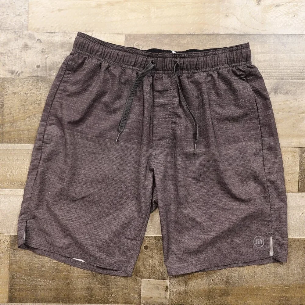 Travis Mathew Performance Shorts Men’s Medium Heather Charcoal 8” Inseam Stretch